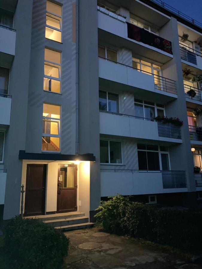 Apartamenti Zirnis ツェーシス エクステリア 写真